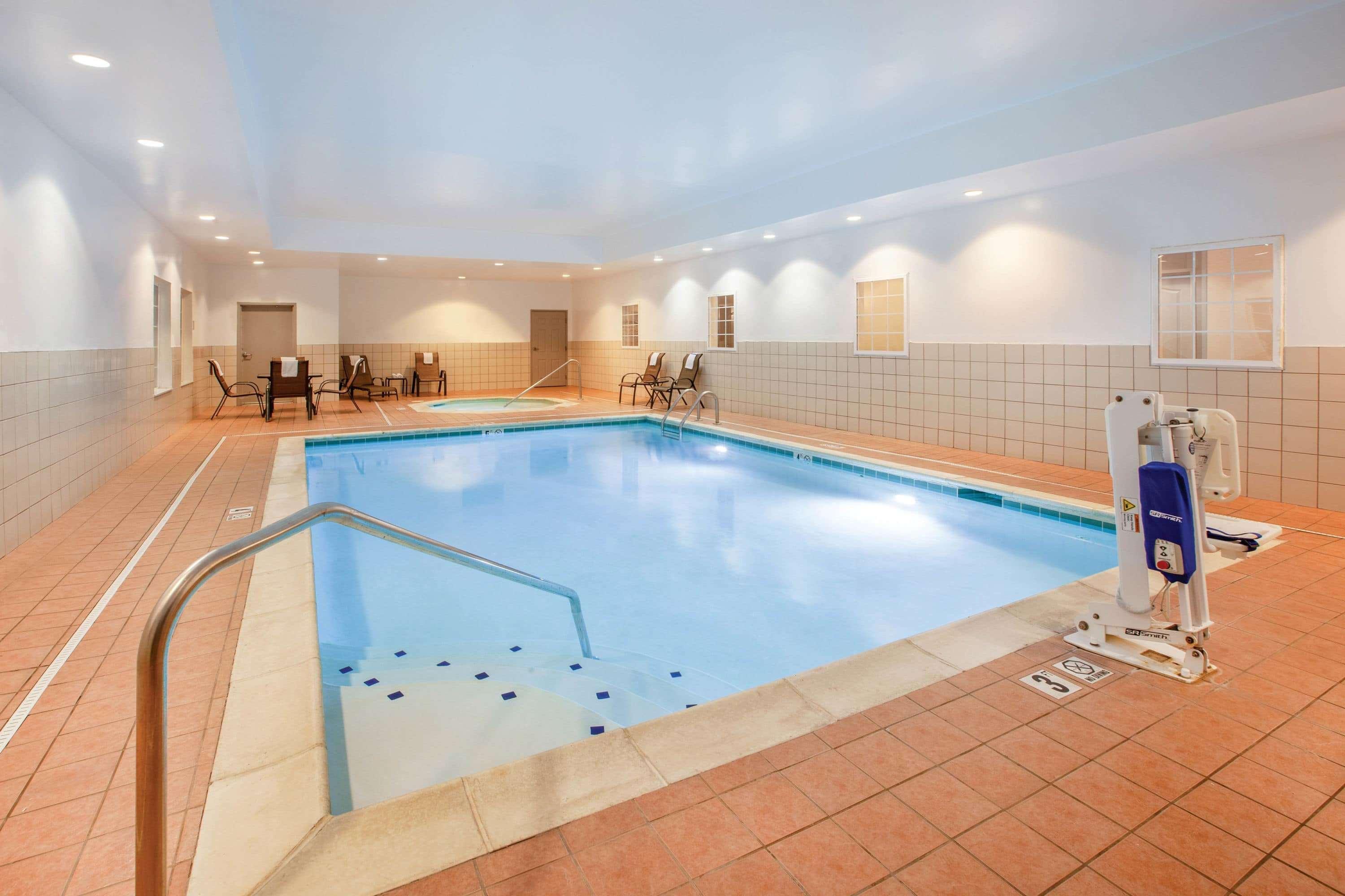 La Quinta By Wyndham Cincinnati Airport Florence Ngoại thất bức ảnh