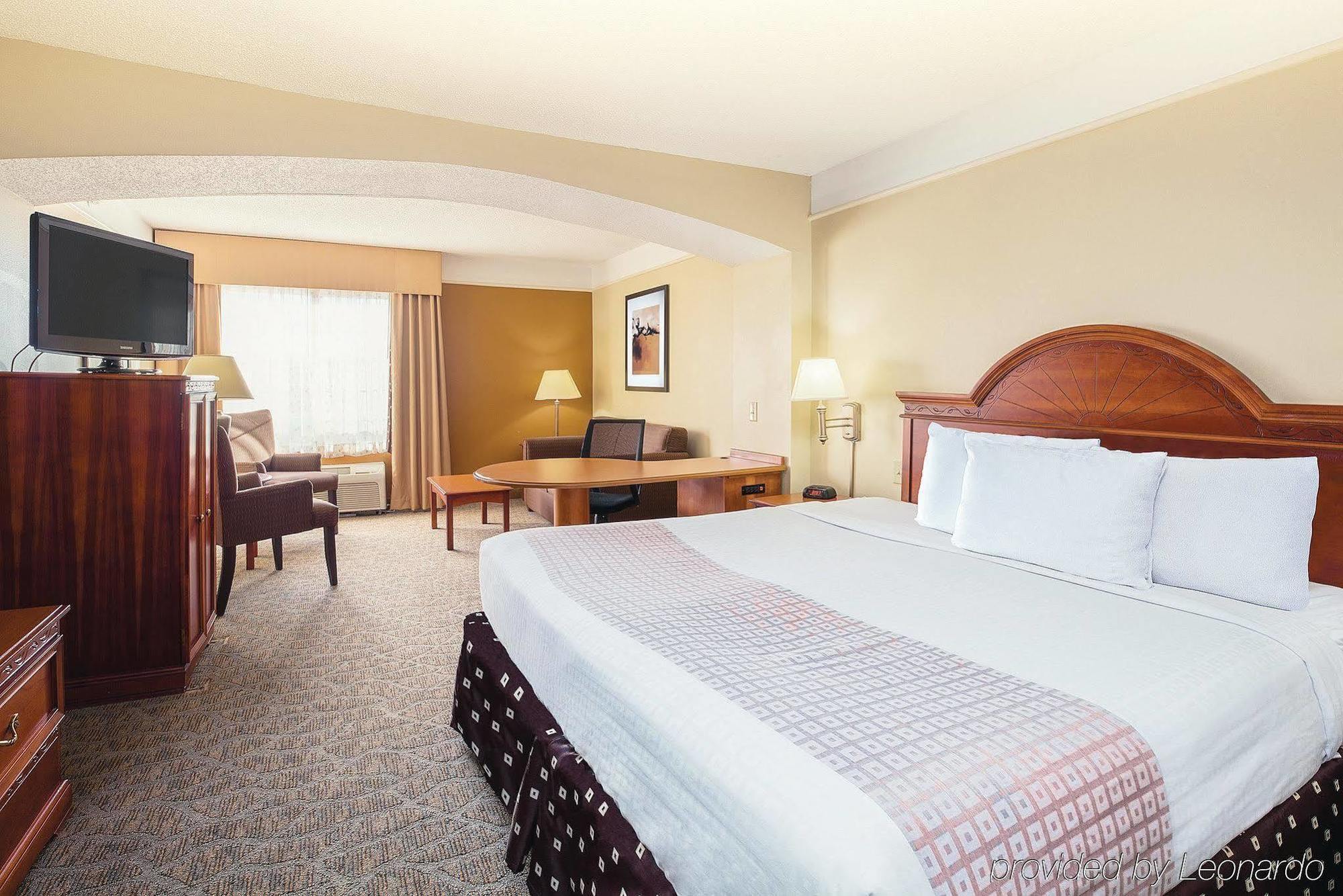 La Quinta By Wyndham Cincinnati Airport Florence Ngoại thất bức ảnh
